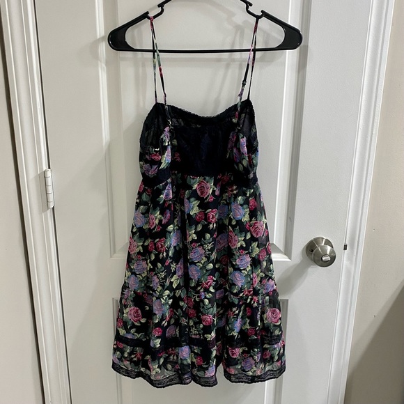 EUC F21 floral bohemian lace tiered flowy mini dress - Picture 5 of 13